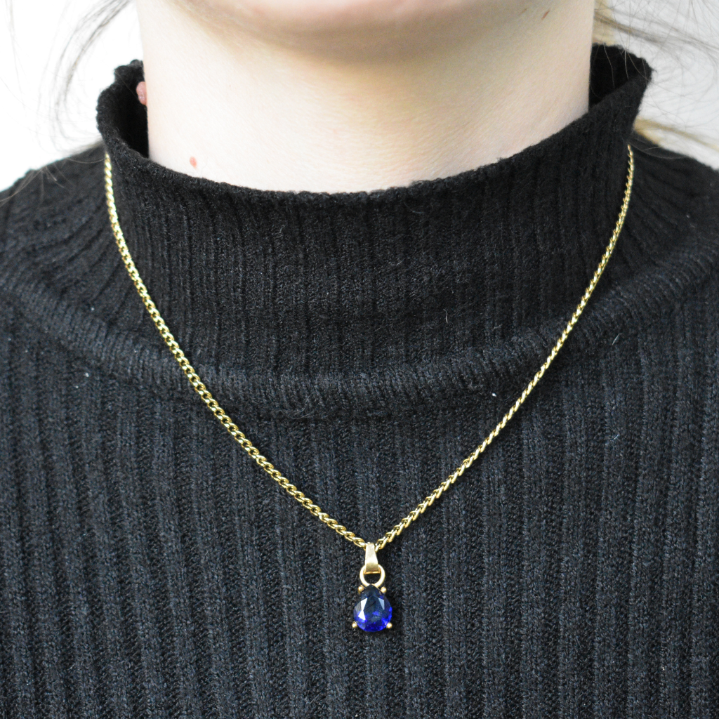 Julio - Set Cadena + Aros Azul zafiro