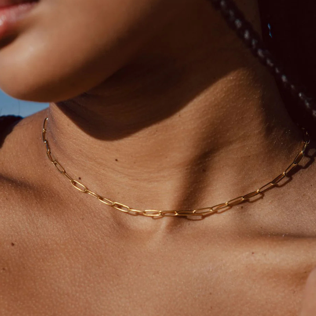 Paper clip - collar
